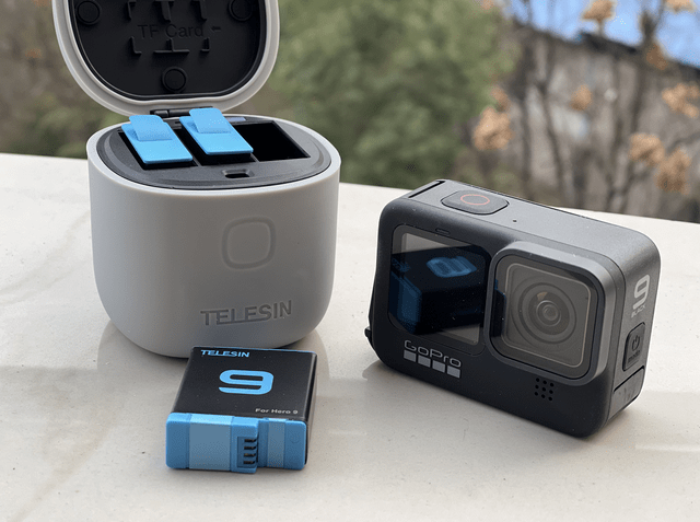 受不了GoPro 9 续航尿崩，我入手了泰迅TELESIN 两电一充套餐_手机搜狐网