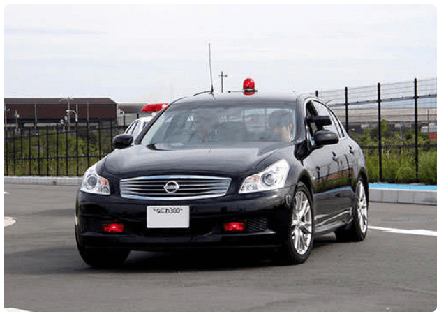 日本卧底警车和特种警车天皇座驾最炫酷机场警察配备平衡车