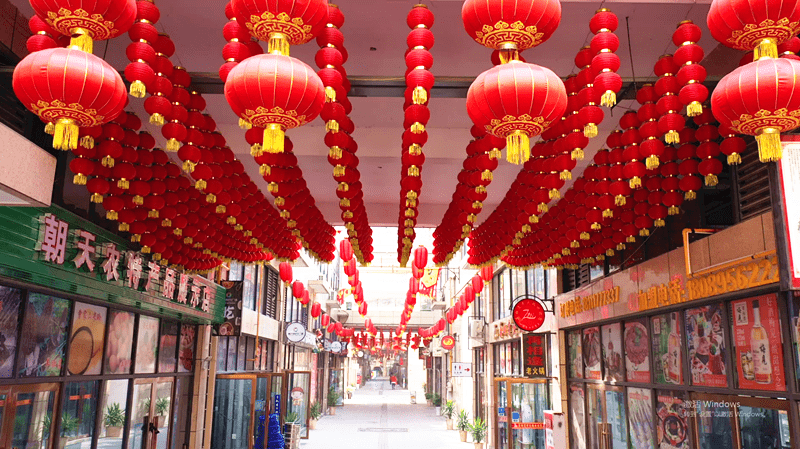 【创建天府旅游名县】朝天街头年味十足！——来朝天旅游