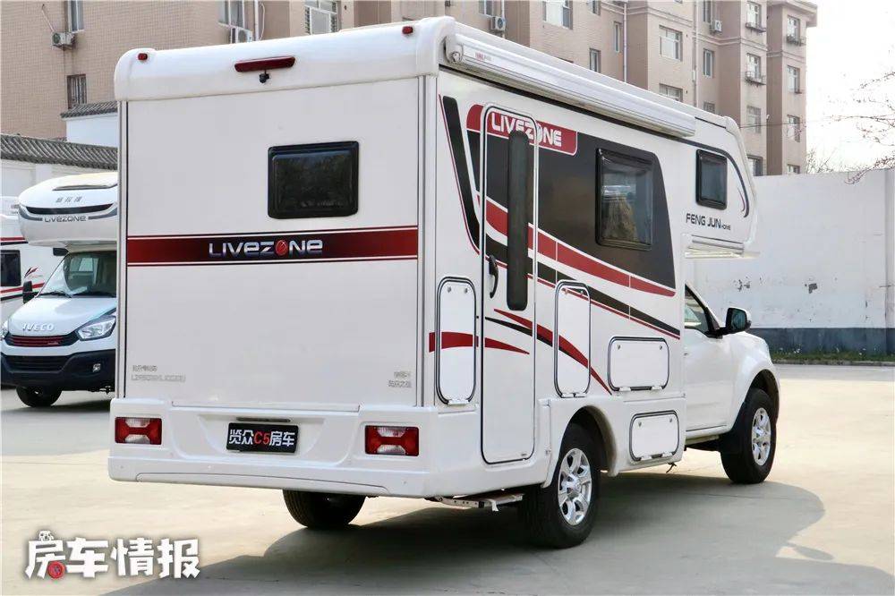 20多万的长城皮卡房车带四驱雨雪路随便跑空间大适合四口玩