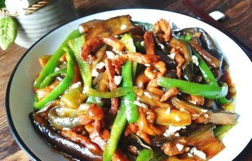 吃什么饭菜可以长高 cc33b17b1de84ffd8a1bfb0f2b4e1512.jpeg