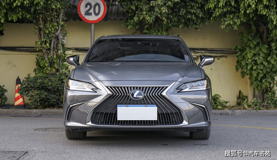 最新 保值率最高的十款中大型车出炉 E级前五 5系 A6l入榜 搜狐汽车 搜狐网