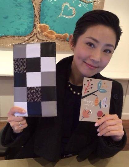 向华胜前女友颜值不输张敏,46岁未嫁,成最年轻的上市公司总裁_张玉珊