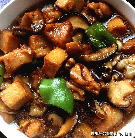排骨搭配什么食材有营养价值 5ae2fdf88b4144b6a298743e93c17658.png