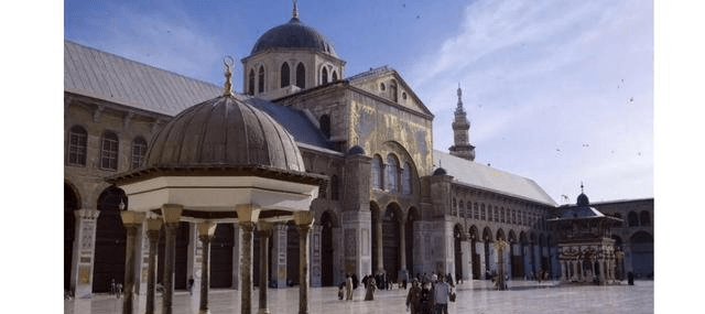大马士革古城中心的清真寺，就是大马士革清真寺！
