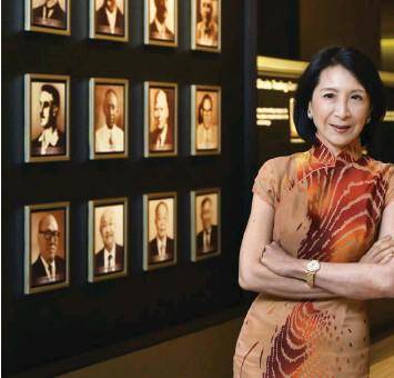 新加坡女富豪周玉琴!身价超815亿,不爱大牌只爱穿中式定制旗袍