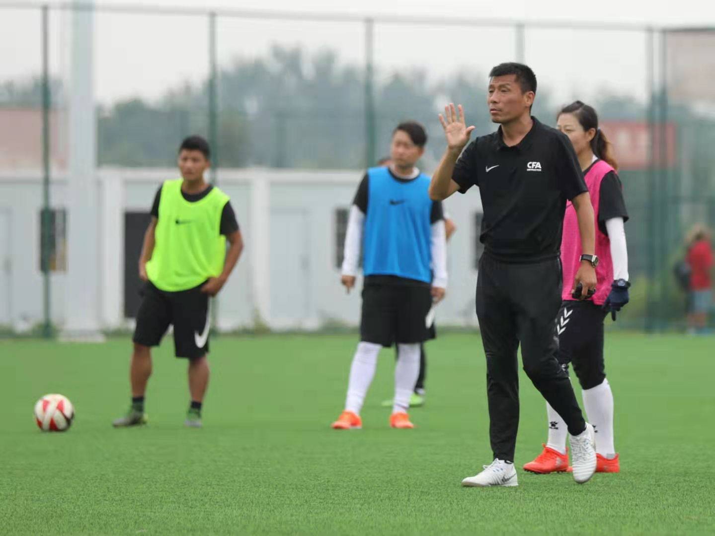 中国足球第一代职业运动员亚足联中国足协职业级教练员吕军