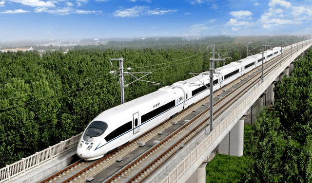 广西首条自主投资高铁，总投资378.685亿，一期工程预计明年通车