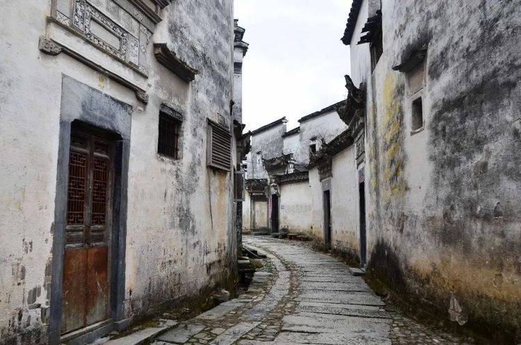安徽有个千年古村，曾经拍过多部著名电影，被称为“中国影视村”