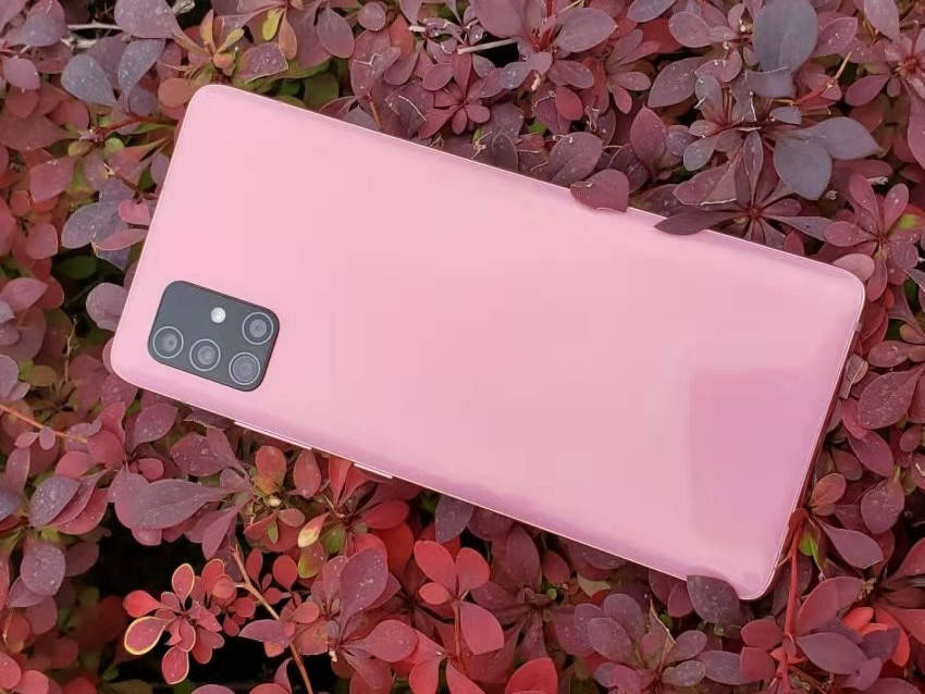 屏幕|从2999跌至2299，三星屏+4500mAh，上市8个月没有不落后