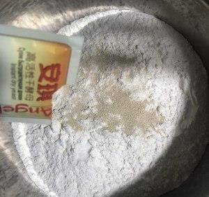 面粉发酵要不要放冰箱 d1924bd7a18f426daa83283771b22a84.jpeg