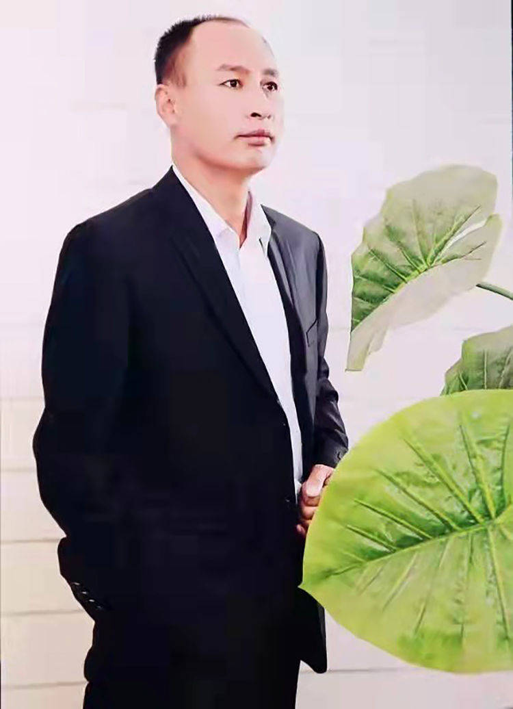 胸中有丘壑落笔如有神画家张万才