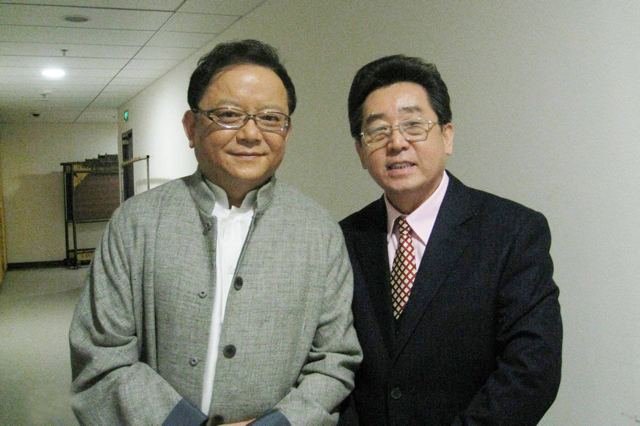 王刚比岳父小9岁,翁婿情深不尴尬_郑艳东