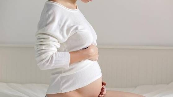 怀孕肚子一跳一跳的是为啥 47f9bc00a0d342e8beeec64d7ff175a8.jpeg