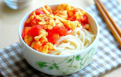 如何做出美味的家常打卤面 5bcac5d40fac454f9785a2885c13e137.jpeg