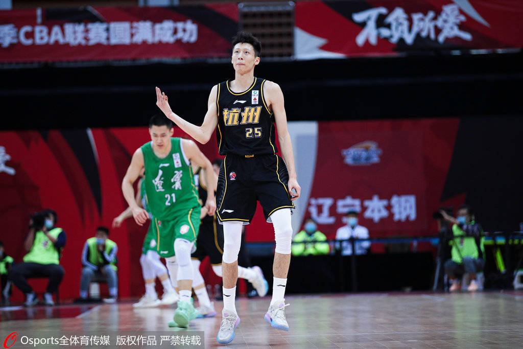中国咖喱臂33 + 6平局赛季新高排球风格的倾角蜂鸣器_赵彦浩