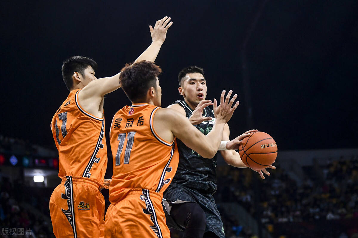 每年的全明星赛,会为取胜队伍的球员颁发一块具有纪念意义的手表.