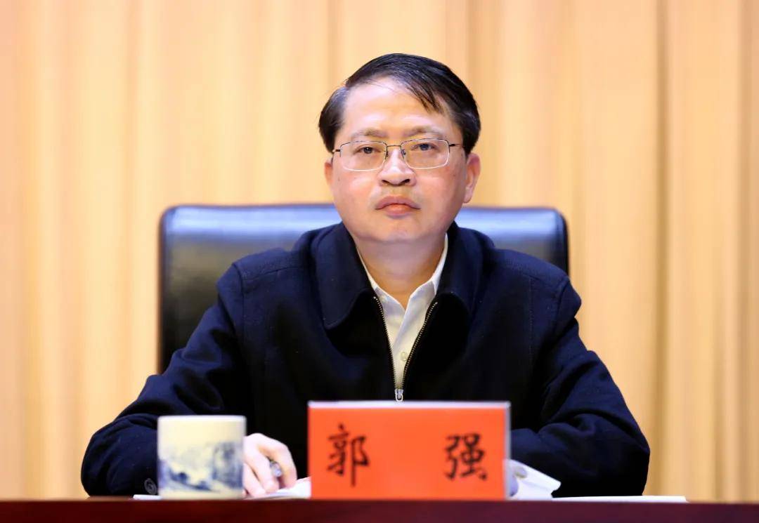 省委书记在全省政法队伍教育整顿动员部署会上强调