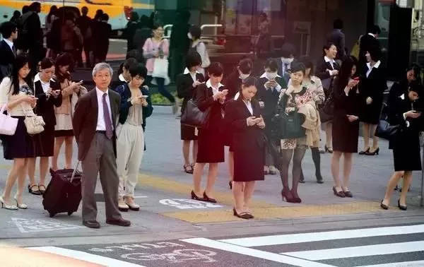 摄影比赛参赛条件 5cb1f39649084abda4fa09cd1a1c1b18.jpeg