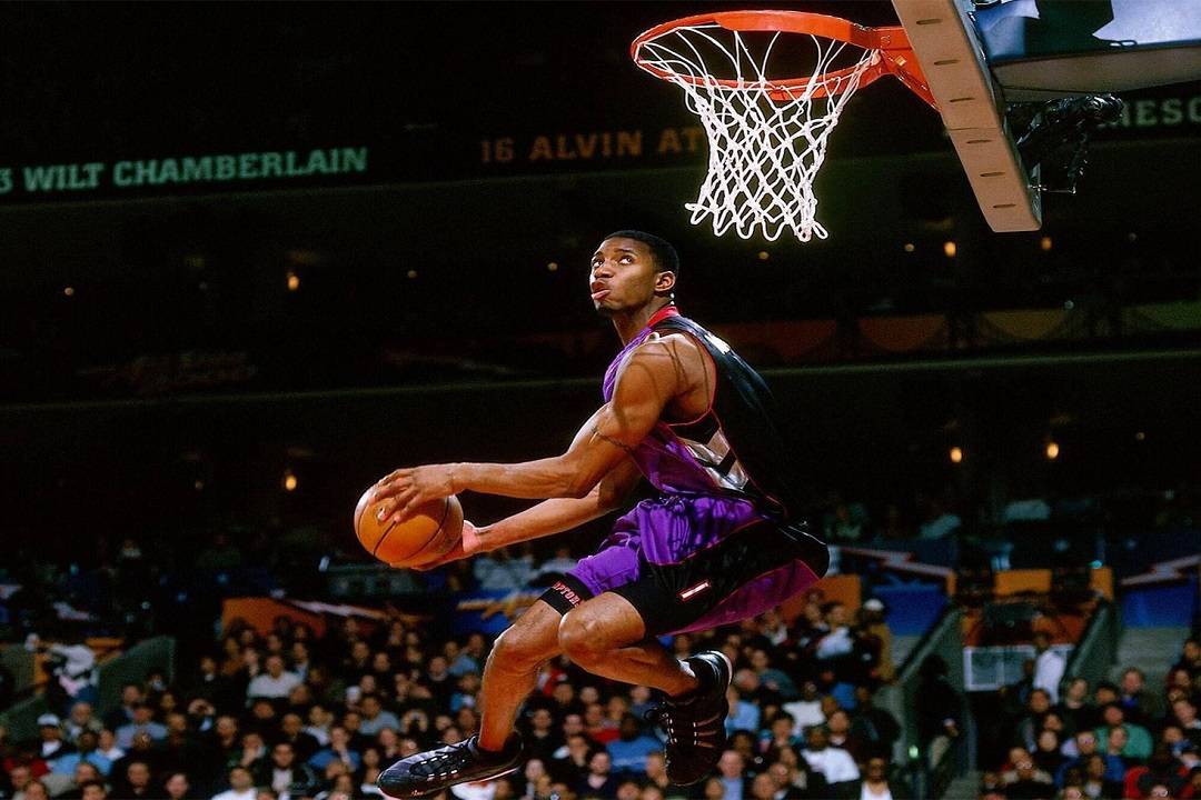 脑袋轻松超过篮筐开拓者的西蒙斯会成为今年的扣篮王吗