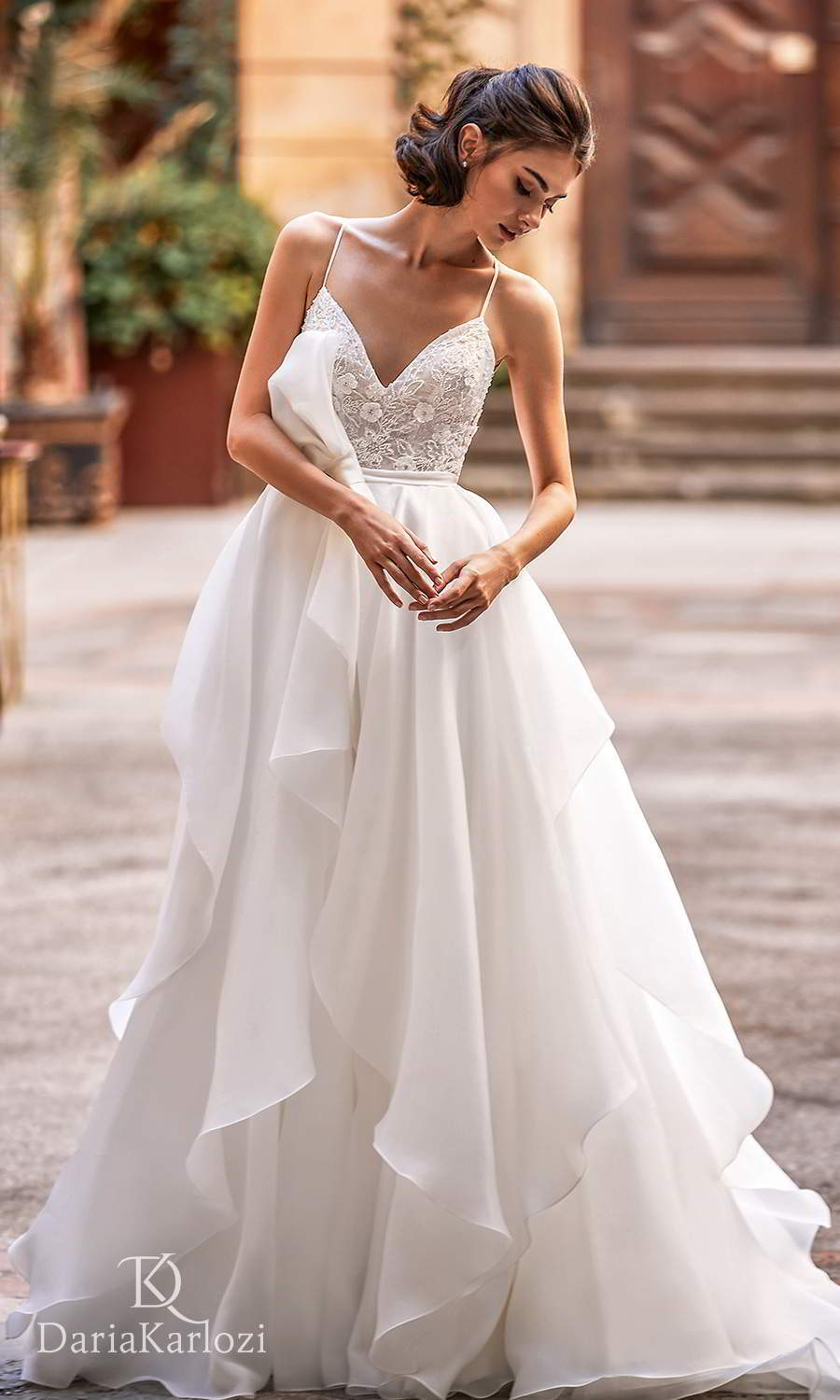 原创dariakarlozi2021gracefuldream婚纱系列现代波西米亚风情