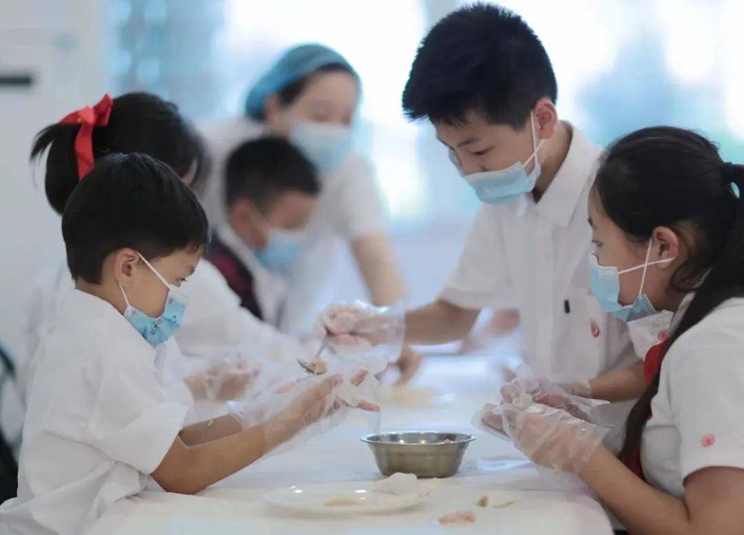 上海寄宿小學收費標準_上海寄宿小學排名_上海寄宿小學