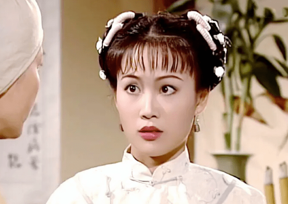 梁小冰庆祝结婚21周年,《鹿鼎记》演阿珂的她51岁还要辛酸赚钱?