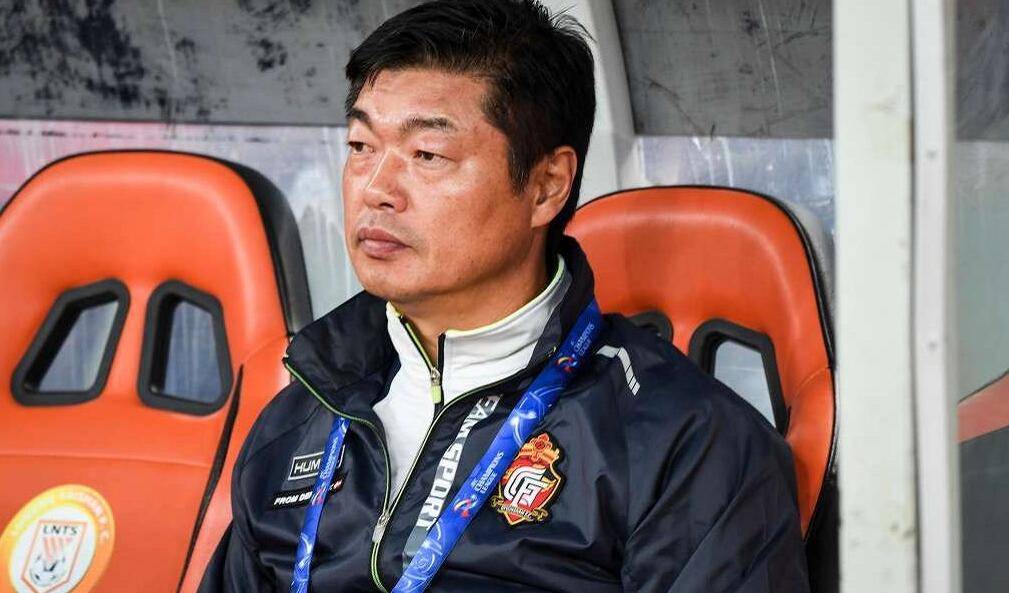 河北队确认金钟夫将执掌帅印 教练组核心成员已抵华隔离_团队