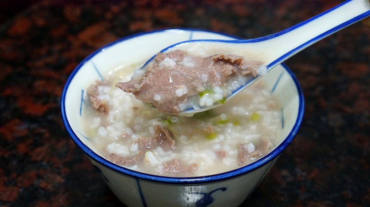 早餐喝这三种粥养胃