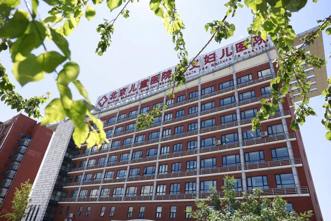 顺义妇儿医院儿科设有儿童生长发育门诊,家长朋友们,如果发现您的孩子