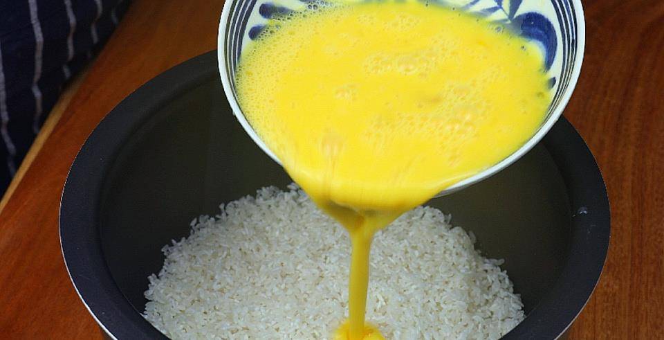 米饭加鸡蛋蒸的做法 904d211a8210450bbd9161187308ac5a.jpeg