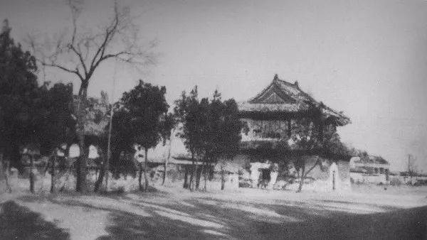 从老照片看北京的六座孪生钟楼，真分不清