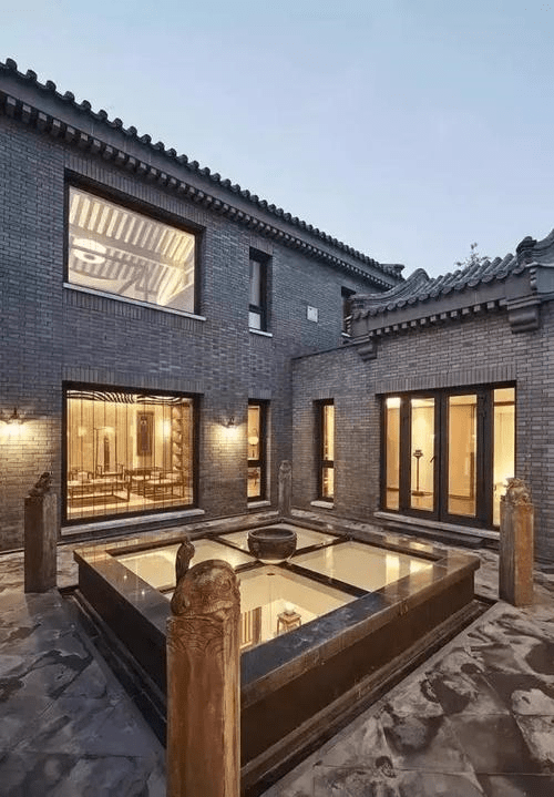 夫妻坐拥22家公司,住上亿四合院豪宅,佟大为从来没有中年危机