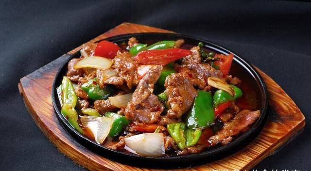 番茄洋葱牛肉片的做法大全家常 9ee90f142b344c03abce9de66d0b23c2.jpeg