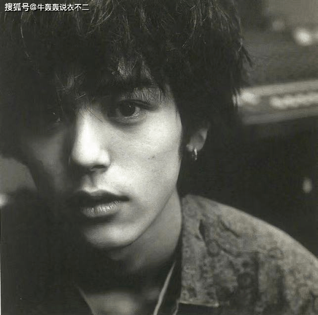 油腻自恋又浮夸他真值得全网夸