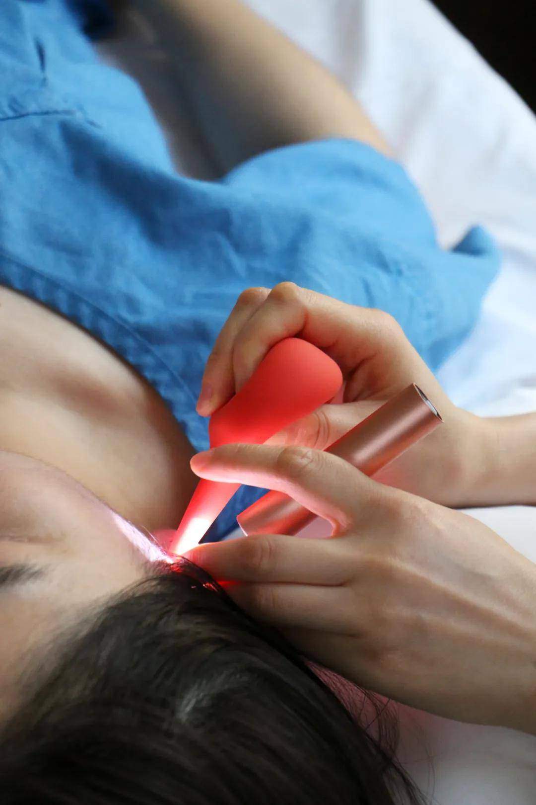 在西安采耳我只想挖个耳屎而已没想到爽呆了