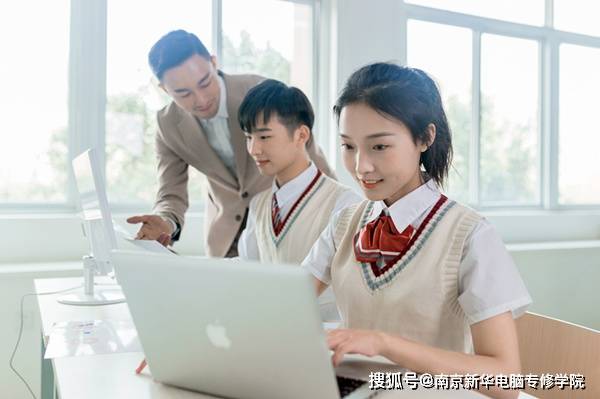 亚新体育2021年女孩子学什么专业好最适合的十大专业(图2)