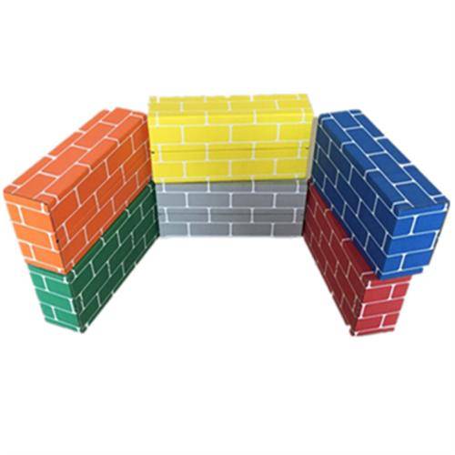 自制纸盒积木和宝宝一起玩游戏