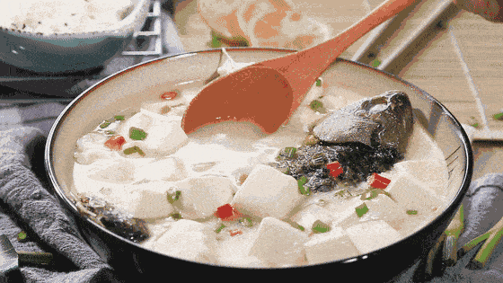 67a0e748a76d4d0780756949fef4d3f9.gif