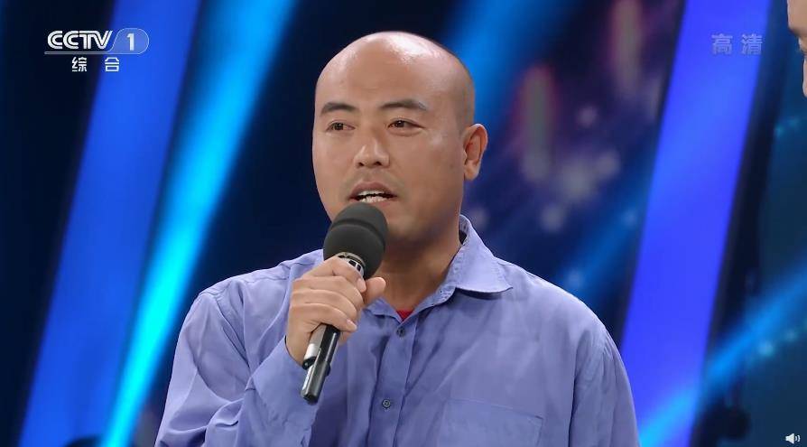 最近唐山迁安市一挖掘机司机水城余哥很火