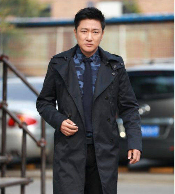 曾拒绝范冰冰追求,出道27年零绯闻,娶护士为妻成人生赢家_韩青