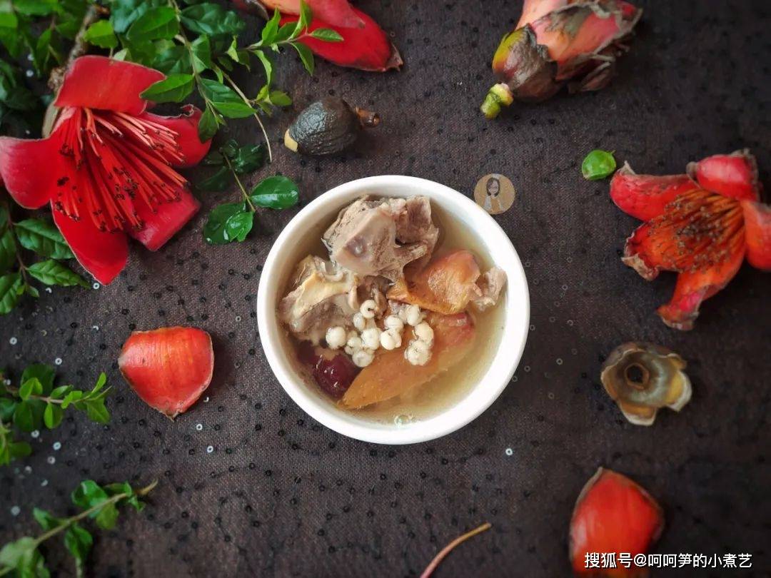 原创木棉花盛开的季节用它煲一锅靓汤清甜滋润又开胃全身暖暖的