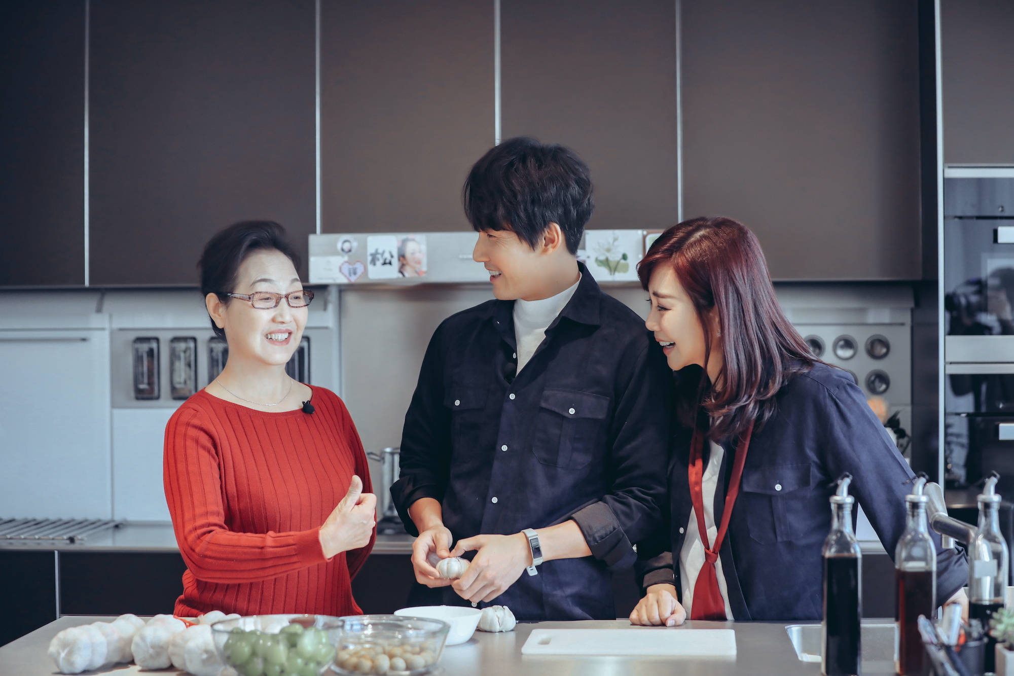 婆婆和妈妈2黄圣依杨子对视落泪陈松伶问婆婆领养小孩意见