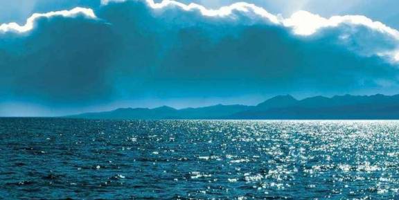 世界储水量最大淡水湖：可供50亿人喝50年，还有海洋生物存在