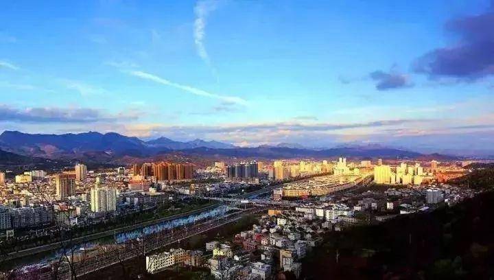 陕西最著名作家的故乡，被称为秦岭最美丽的地方，你知道为什么吗