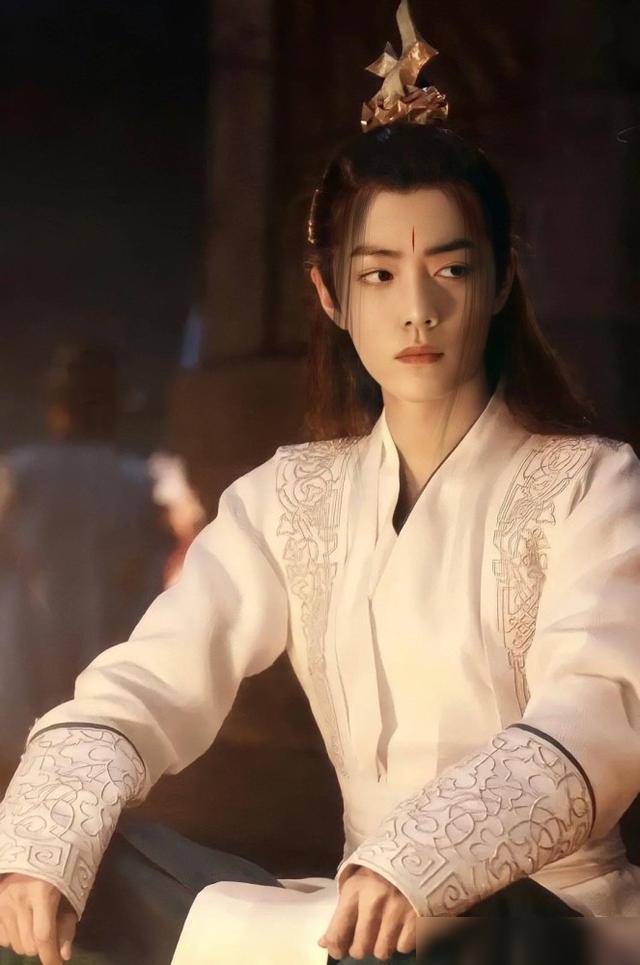 《朱颜》3月20日开机,肖战定妆照曝光,造型华美仙尊本仙