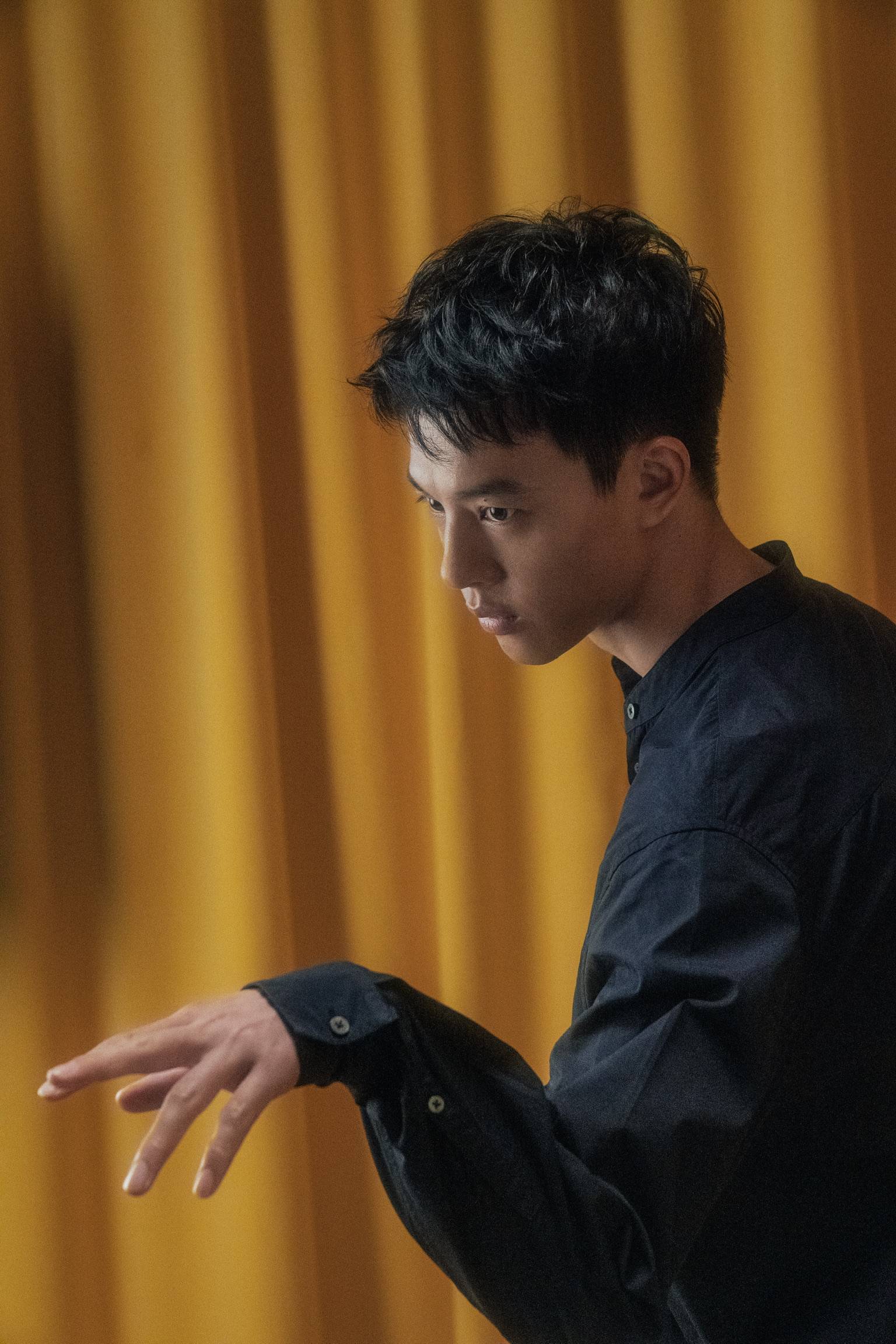 舞剧《熵》第二日演出告捷 尹昉重回舞台好评如潮