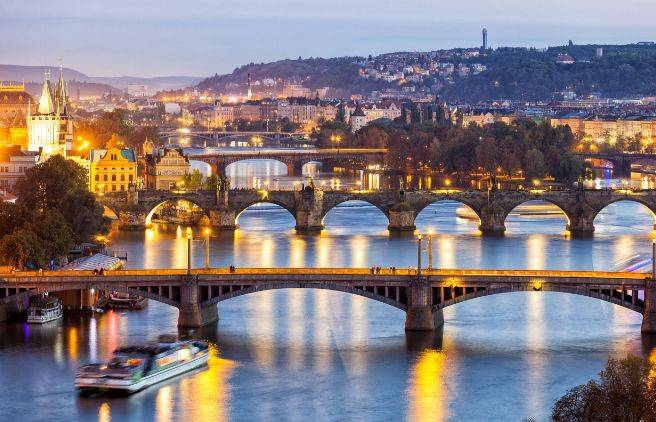 ?布拉格最古老的大桥，用鸡蛋做材料建造，如今依然十分坚固