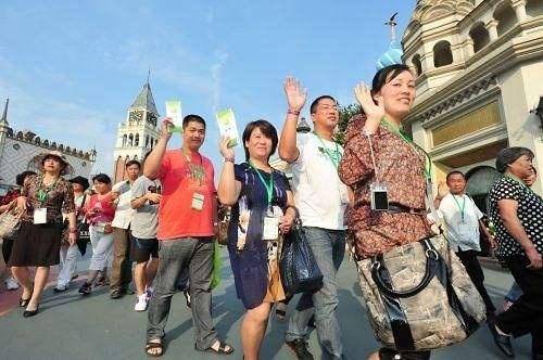 泰国物价飞快上涨，当地人：自己都吃不起榴莲，都怪中国游客！