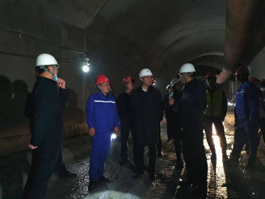 摘要论文是什么意思_免费网站建设论文摘要_摘要论文范文